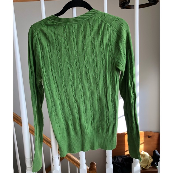 SOLD V-neck green cable knit sweater - Picture 3 of 3